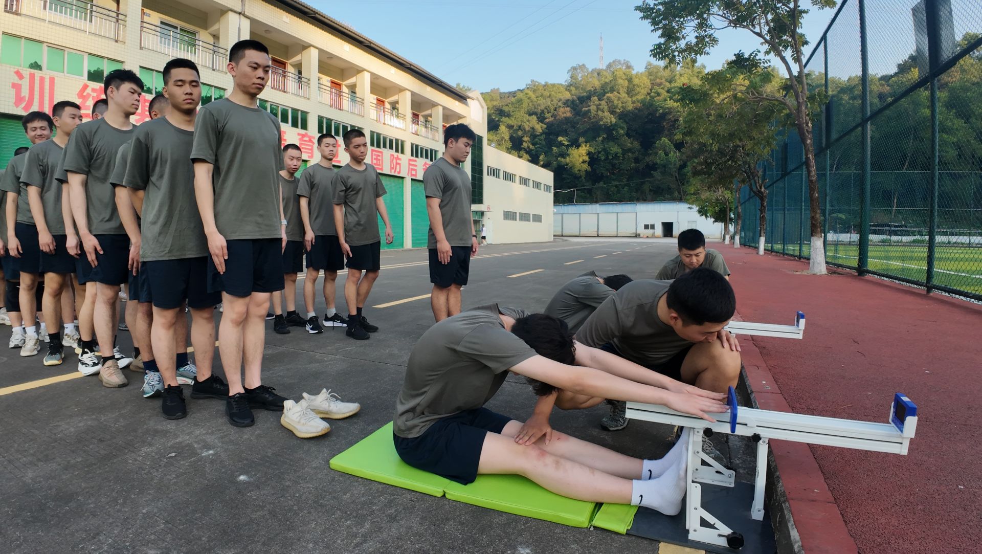 新赛季即将开启,球队备战训练全面展开 新赛季即将开启,球队备战训练全面展开