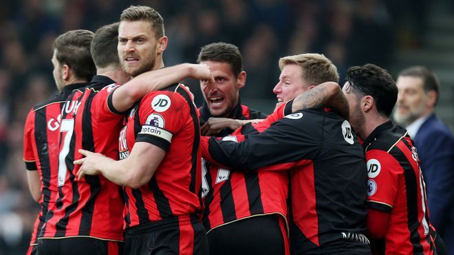 世俱杯分组-华尔夫汉普顿主场告捷,领跑积分榜