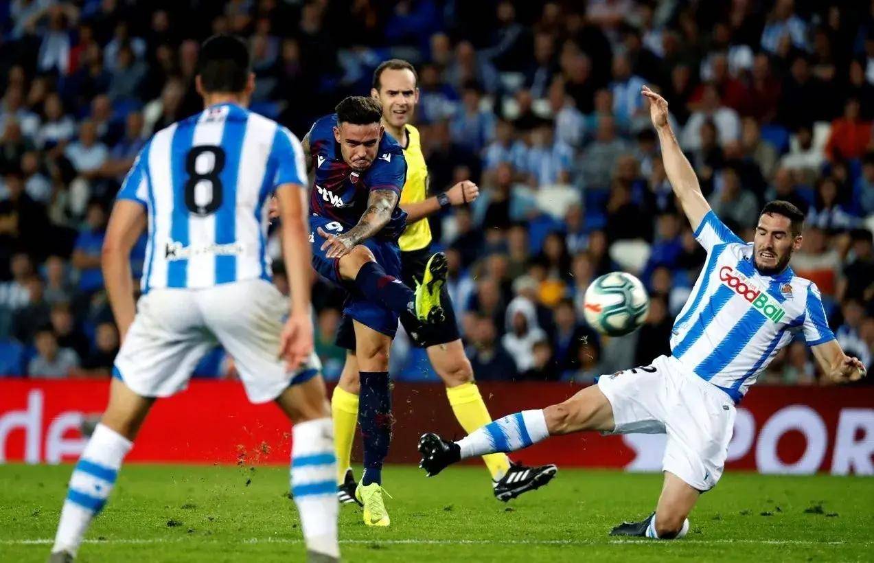 世俱杯决赛-格拉纳达客场逆转,实现背水一战