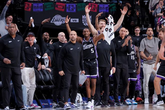 广州富力主场胜出,蓝鹰队展现出的信心和决心的简单介绍 广州富力主场胜出,蓝鹰队展现出的信心和决心的简单介绍