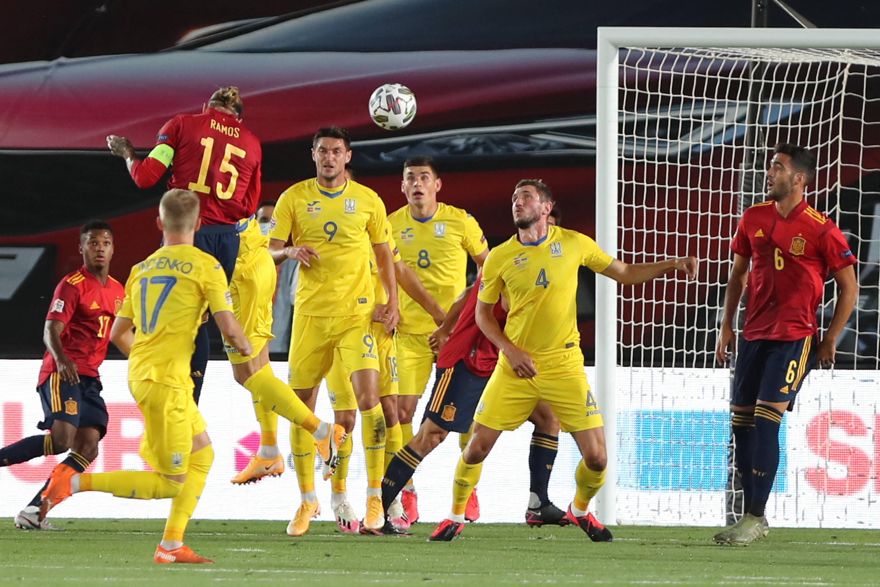 法国主场大胜乌克兰,小组出线形势乐观 法国主场大胜乌克兰,小组出线形势乐观