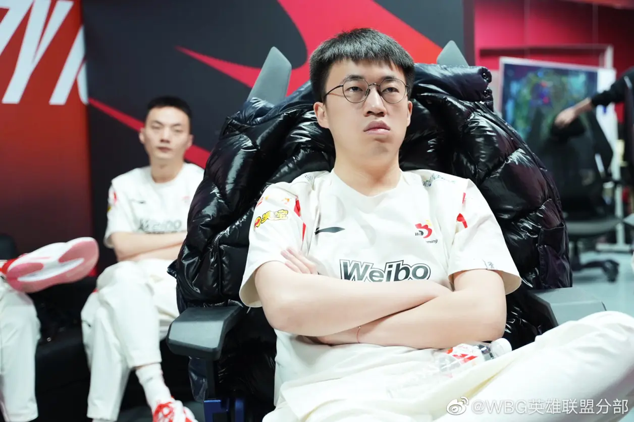世俱杯赛程-BLG绝杀LGD,Xiaohu关键团战开团秒人宿敌对决四强赛,留下经典瞬间
