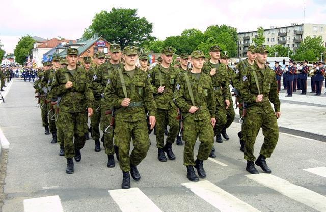 世俱杯改制-包含保加利亚在客场比赛中逼平爱沙尼亚的词条