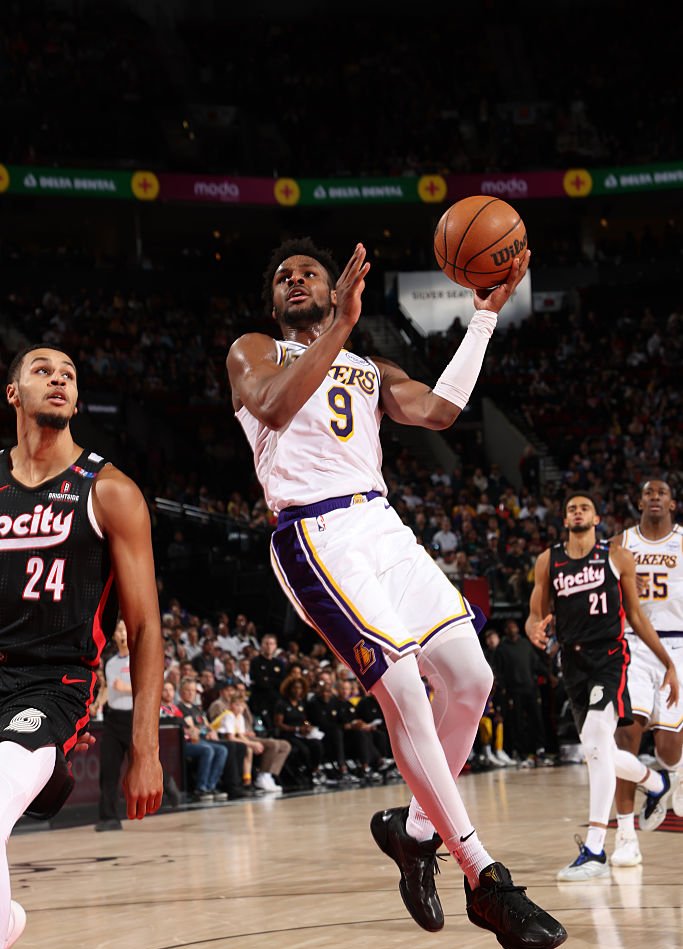 湖人胜开拓者止颓势 湖人胜开拓者止颓势