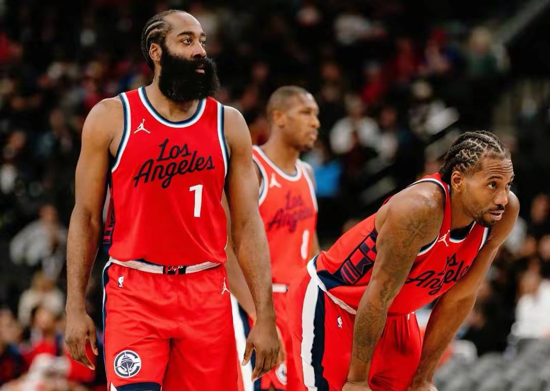 篮网连胜结束,遭快船击败 篮网连胜结束,遭快船击败