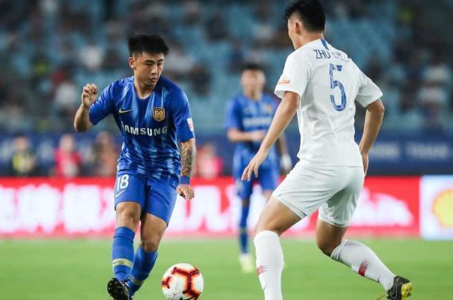 世俱杯直播-苏宁远征申花,主客之争激烈,遗憾败北令球迷心碎