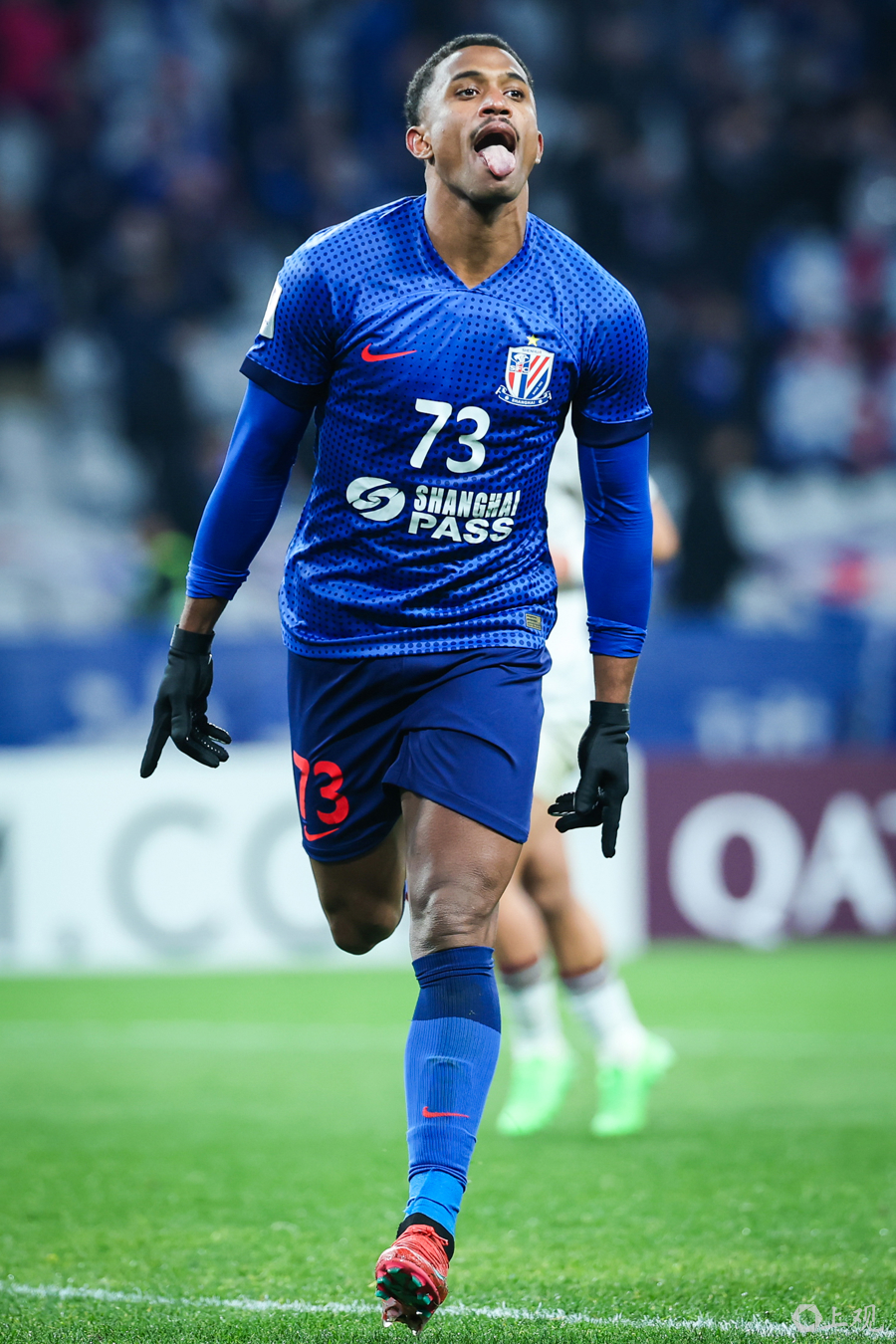 世俱杯官网-上海申花迎战劲敌,双方角逐胜利