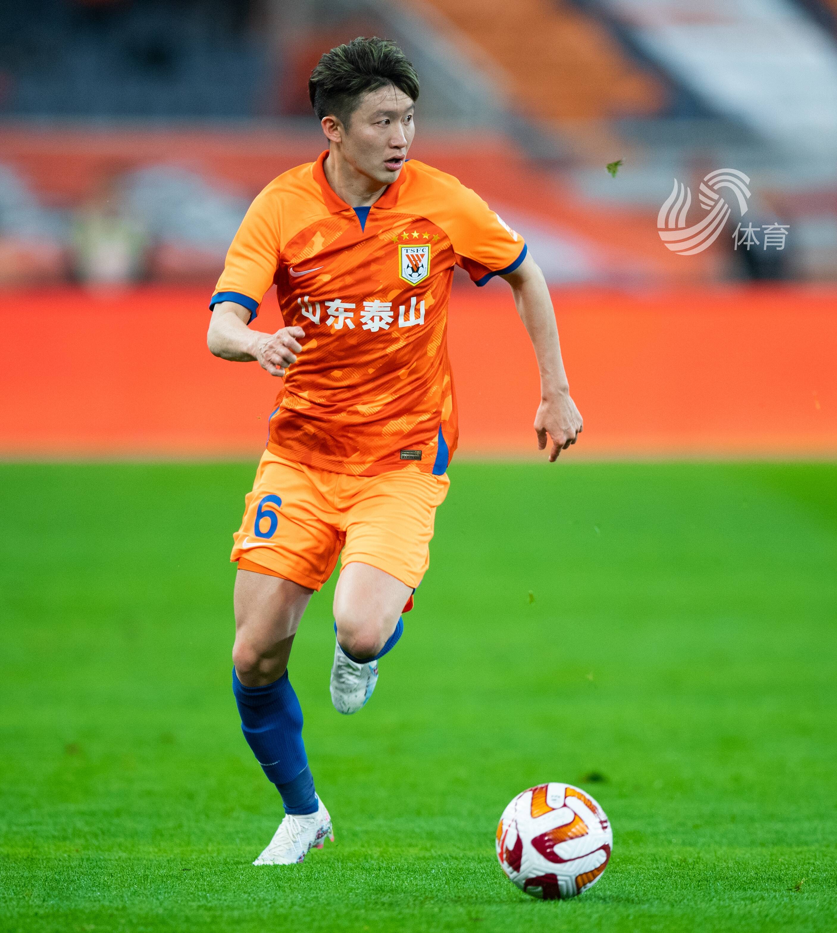 世俱杯直播-鲁能男篮在最新一场比赛中表现出色