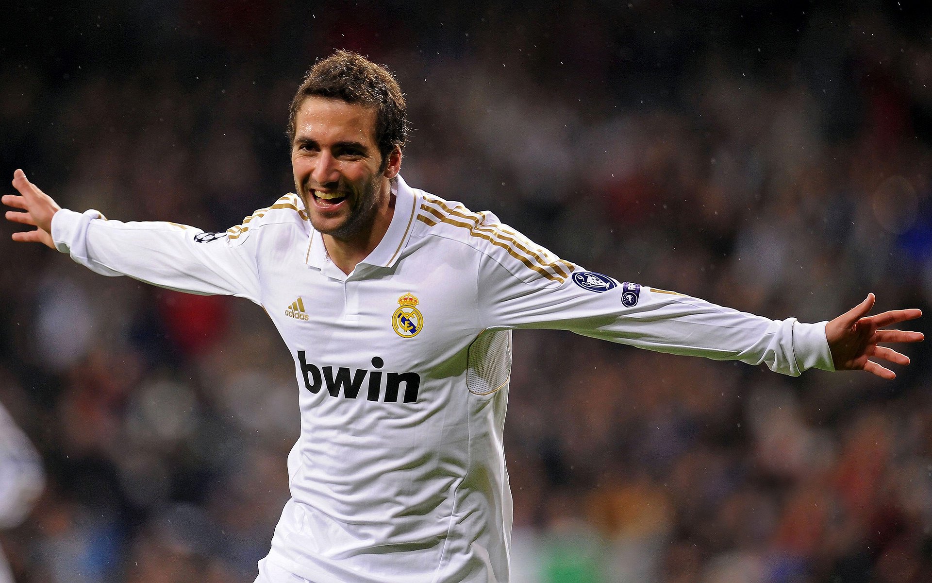 世俱杯赛程-那不勒斯奇迹夜，从1-3到4-3，阿什拉夫闪耀全场导演惊天逆转